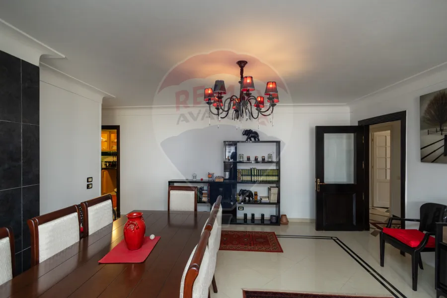 Apartment for sale 220 m Smouha (Kirosez Building)