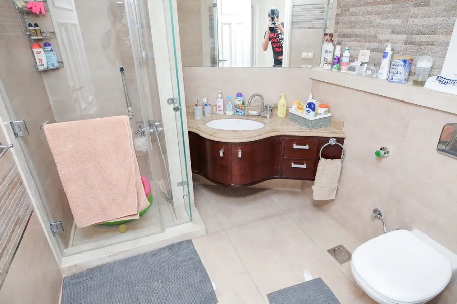 شقة فاخرة للبيع 275م كفر عبده ( ش كفر عبده الرئيسي )