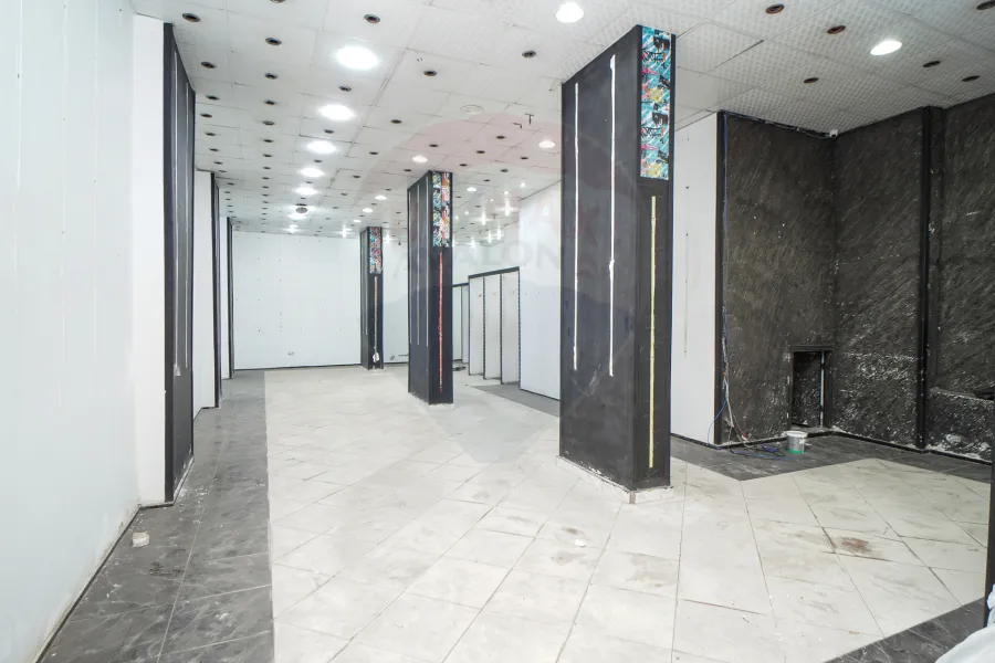 محل للايجار 90 م ميامى (ش خالد بن الوليد)