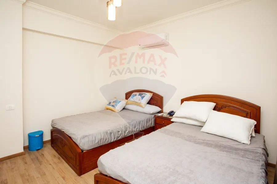 Twin house for rent 270 m King Mariot ( Jewar )