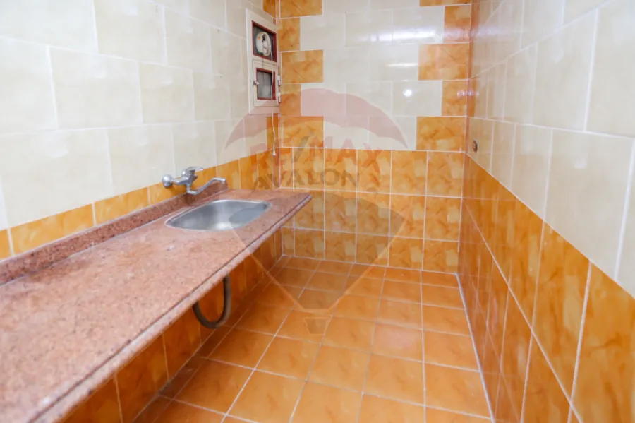 Apartment for sale 125 m Jnaklis (Steps from Abo Qeer St)