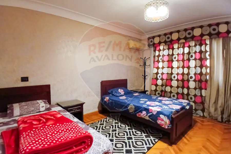 شقة للبيع 165 م مصطفي كامل (ابراج كيروسيز)