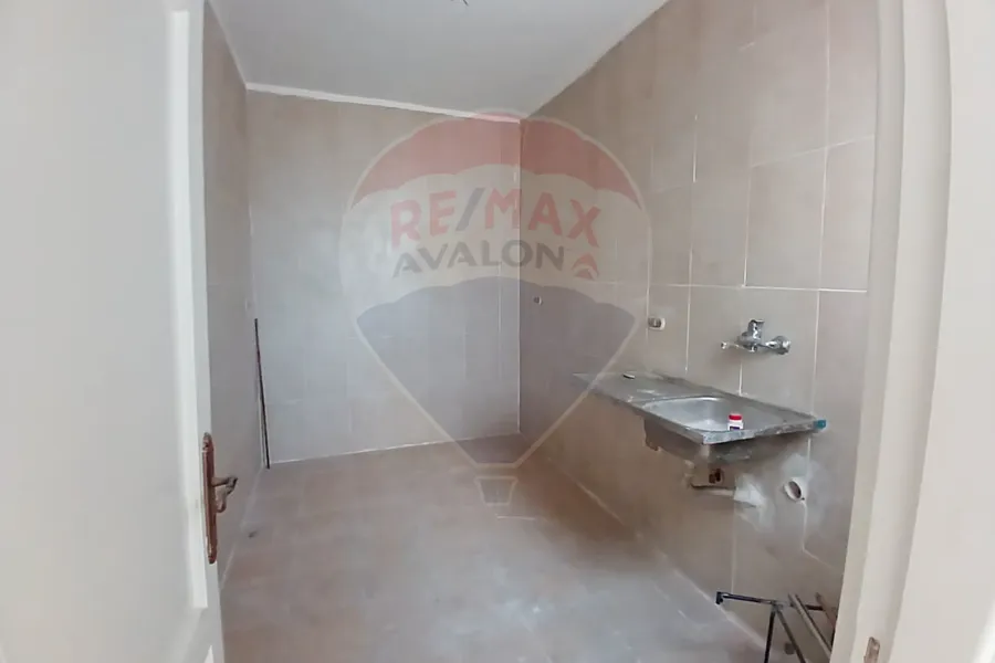 Apartment for sale 110 m El Montaza (Royal Plaza Towers)