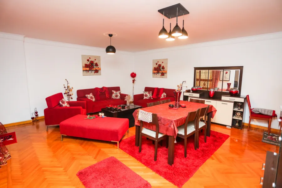 شقة للبيع 150م سموحة (عمارات البارون - ش آلبرت الأول)