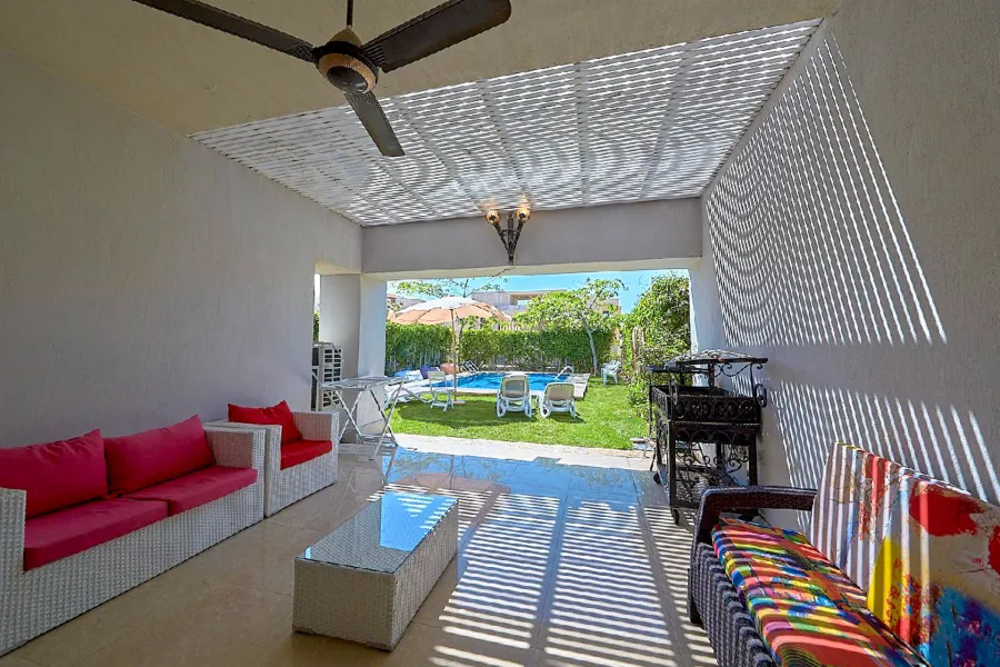 Town house for sale (Hacienda Bay) 512 m