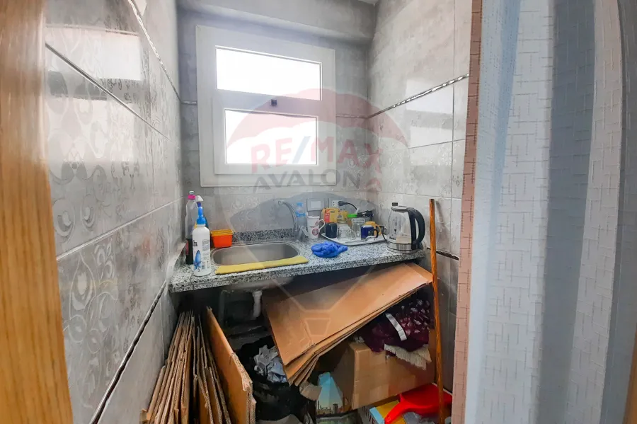 شقة إداري  للايجار 53 م لوران (ش شعراوي)