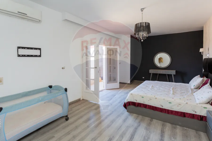 فيلا ستاند الون للبيع 855 م كينج مريوط (برج العرب)