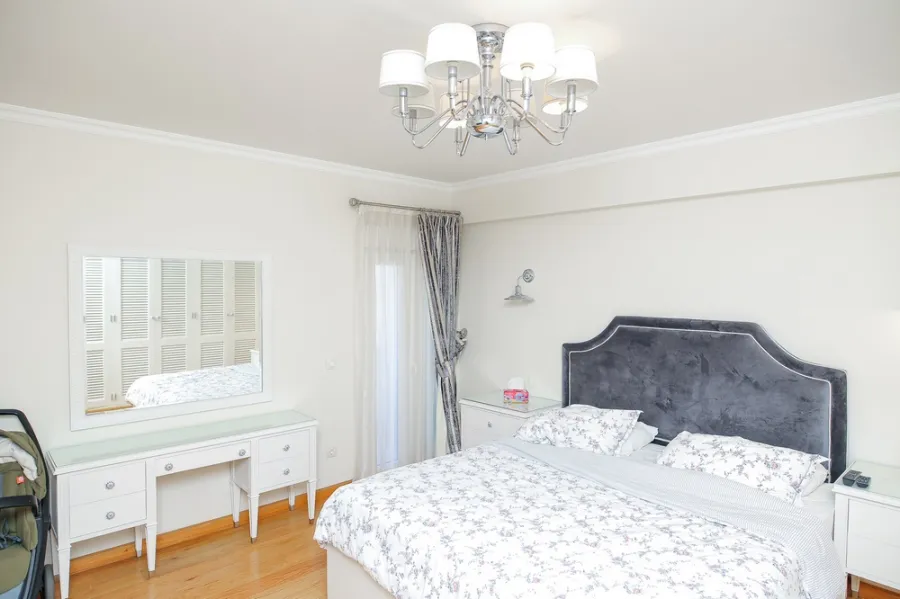 شقة فاخرة للبيع 275م كفر عبده ( ش كفر عبده الرئيسي )