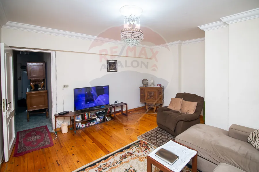 Apartment for sale 160 m sporting (Directly on the tram)