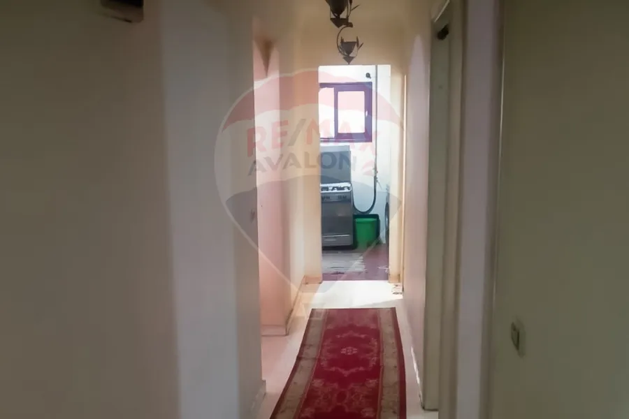 شقة للإيجار 130 م ميامي (جمال عبد الناصر مباشره)