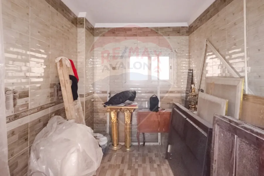 شقة للبيع 155 م ميامي (ش عبد الناصر الرئيسي)