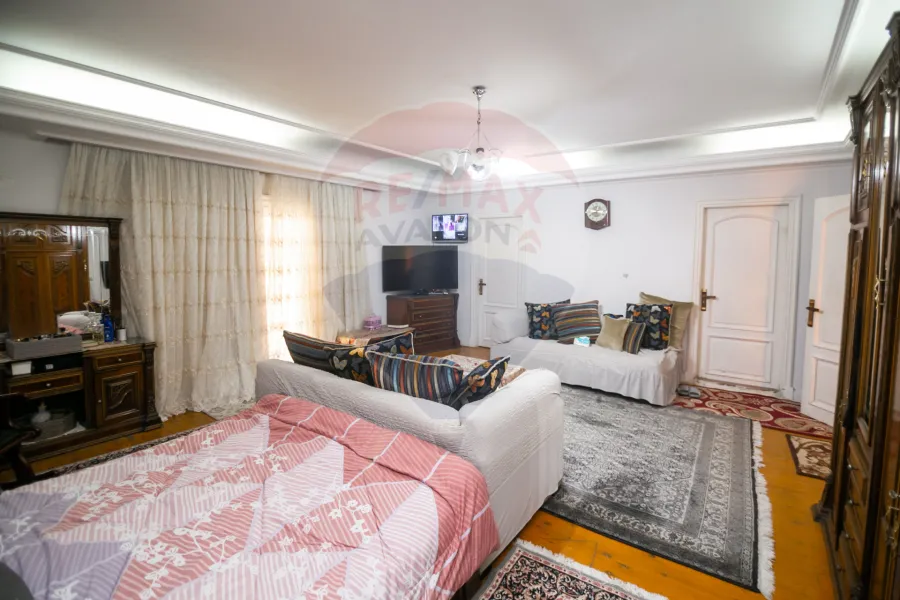 شقة دوبلكس للبيع 500 م جليم (خطوات للترام و ش أبوقير)