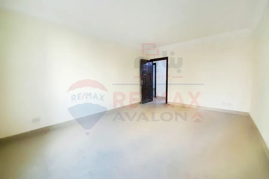 Apartment For Rent 200 m Smouha  (Ismail Sari st - Behind the Pharmacists Syndicate)