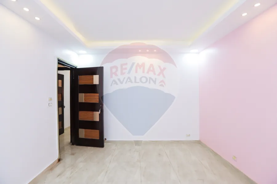 Apartment for sale 150 m Miami (Num 1 from Abd elnaser st)