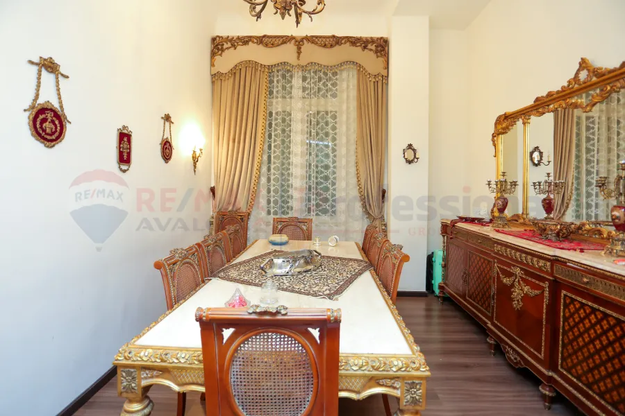 Residential/administrative apartment for rent 250 m El-Attarin (Hussein Hegazy St.)