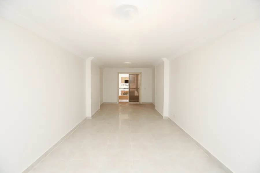 شقة للايجار قانون جديد 150م المنتزه (أبراج الحلواني رويال بلازا)