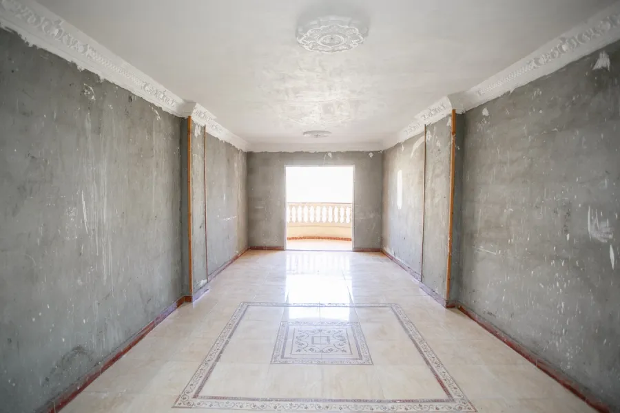 شقة للبيع 135م العجمي (ش البيطاش الرئيسى)