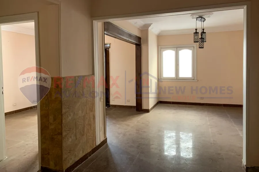 Apartment for sale 135 m Saba Basha (directly on the sea)