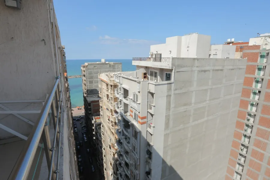 Apartment For Sale 150m Sidi Beshr( 2nd NO. From Kornish Road)