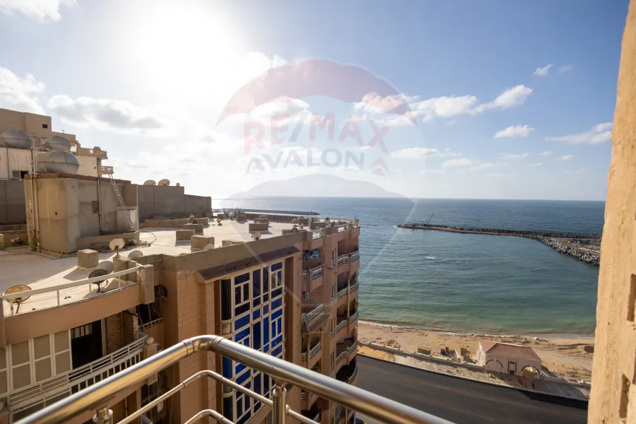 شقه للبيع  140 م سيدي بشر (تاني نمره من البحر )