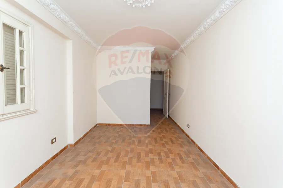 شقة للبيع 157 م سموحة (حي الفيلات)