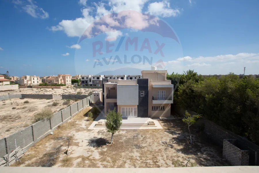 Villa for sale 855 m King Mariout (Borg Al Arab)