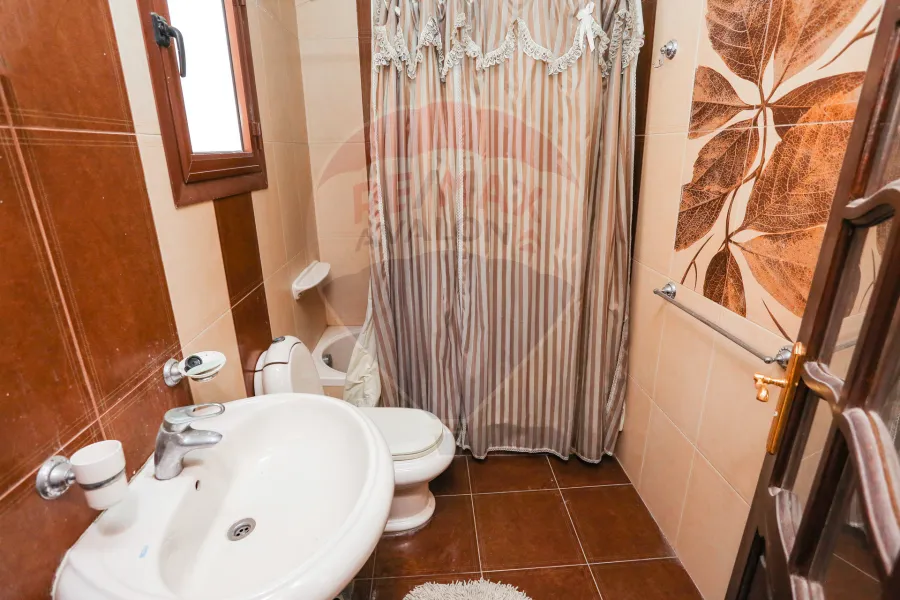 Apartment for sale 125 m Louran (Ahmed Zo Al-Fokar st.)