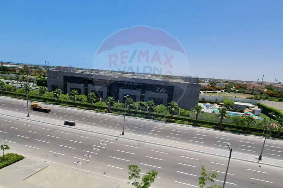 شقة للبيع (مزارين - العلمين الجديدة) 241 م