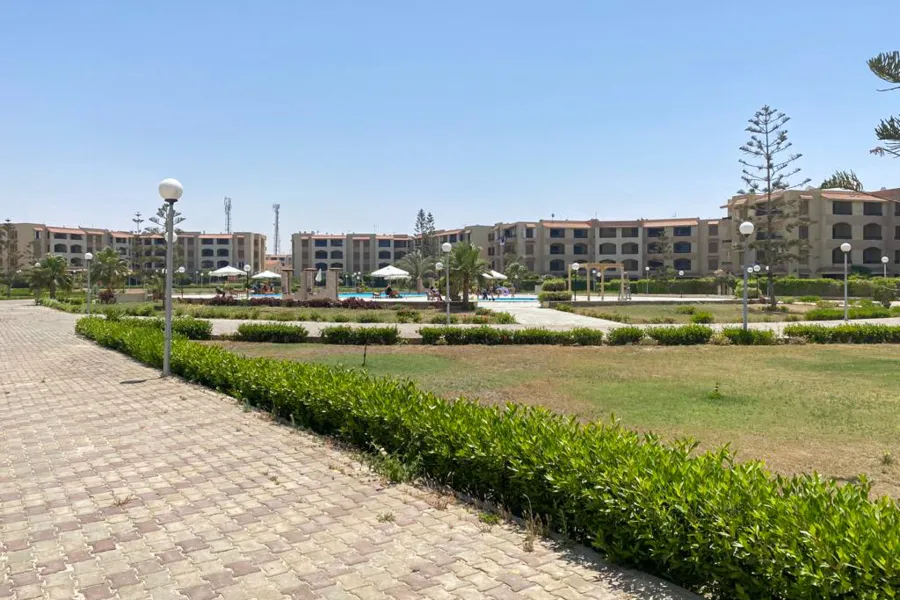 Ground chalet + Garden for sale (New Maamoura)