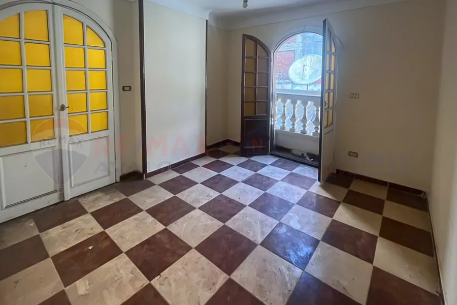 Apartment for sale 105 m Al-Ibrahimia (steps from Abu Qir St.)