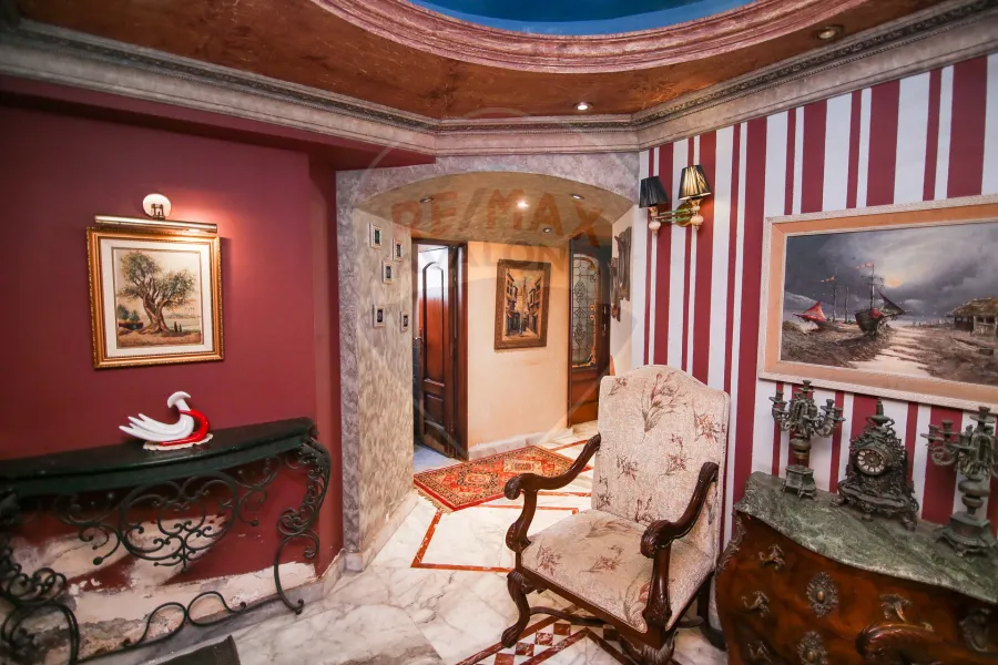 Apartment for sale 215 m Smouha (Kamal El Din Salah St.)