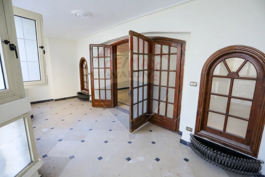 Apartment for Sale 300 m Smouha (50th St Branched from Mostafa Kamel St.)