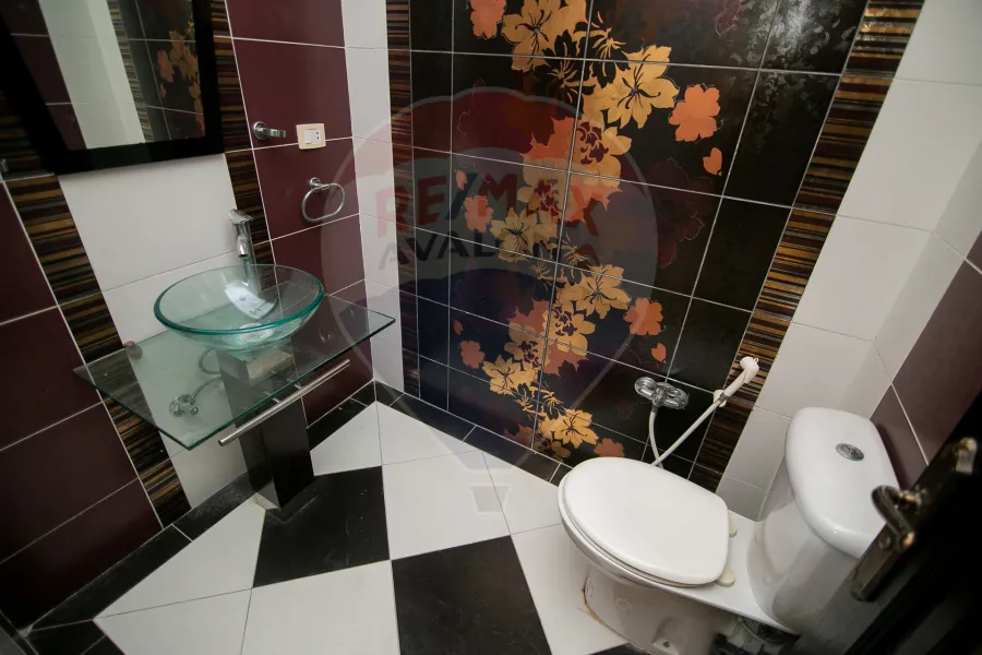 Apartment for sale 190 m Rushdi (second number from the tram)