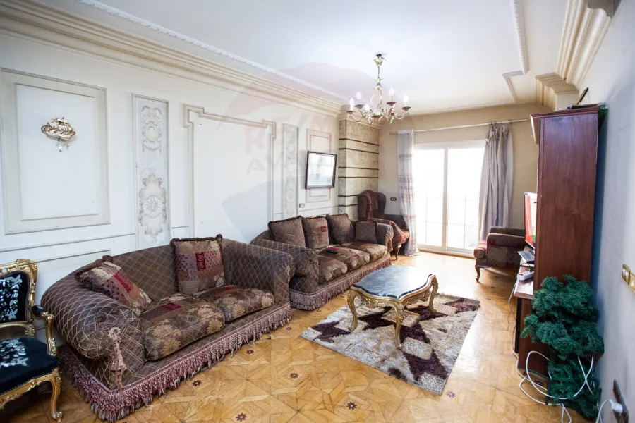 شقة للبيع 196 م سموحة (زايد ريزيدانس)