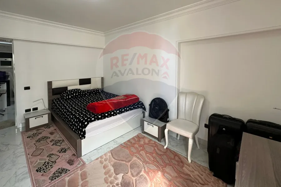 شقة للبيع 156 م سيدي بشر (ثاني نمرة من البحر)