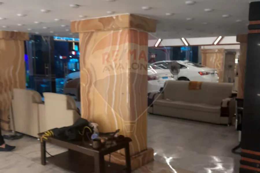 Showroom for sale 385 m (Hannoville - Maali El Salam St.)