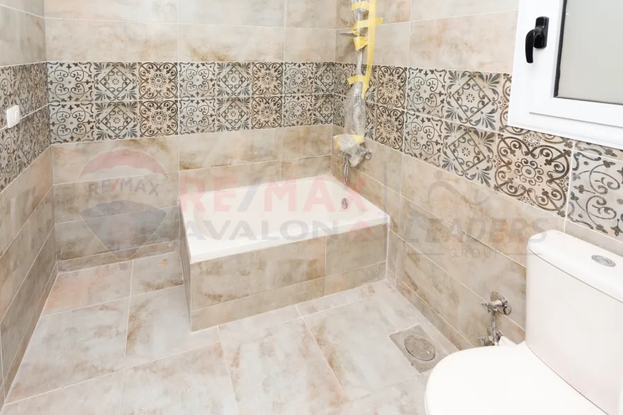 شقة للبيع 167 م الكينج مريوط (كومباوند كينج سيتي)