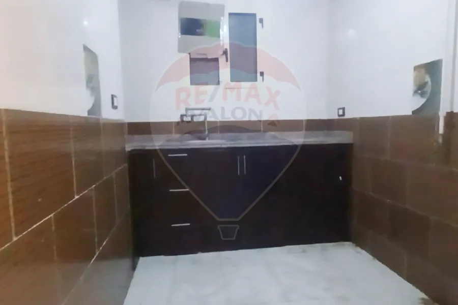 Apartment for sale 120 m Zizinia (Ibrahim Al-Attar St.)