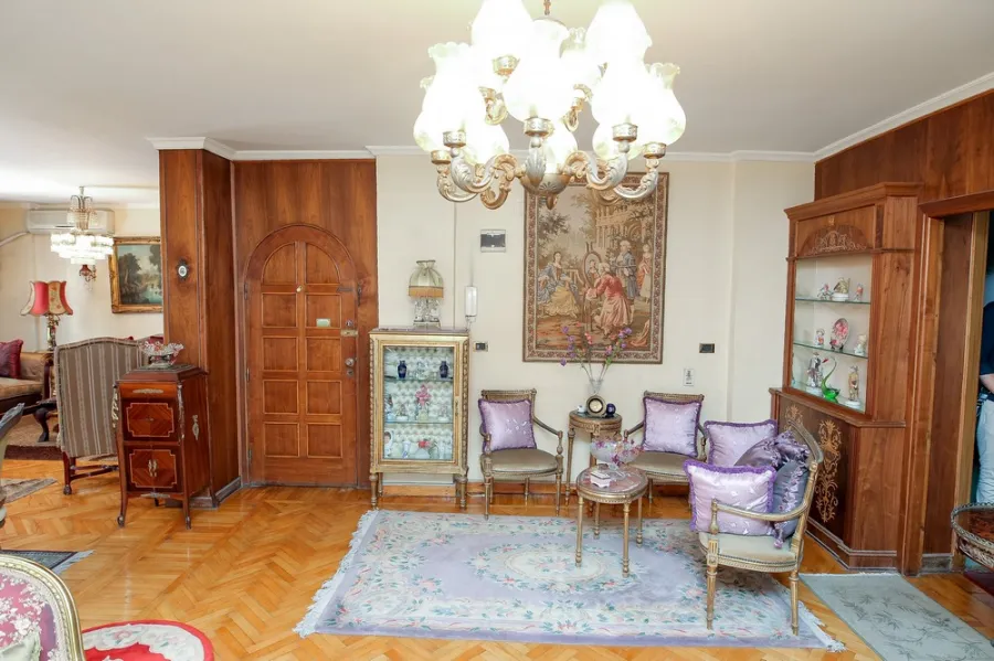 Apartment for sale 200m Moustafa Kamel