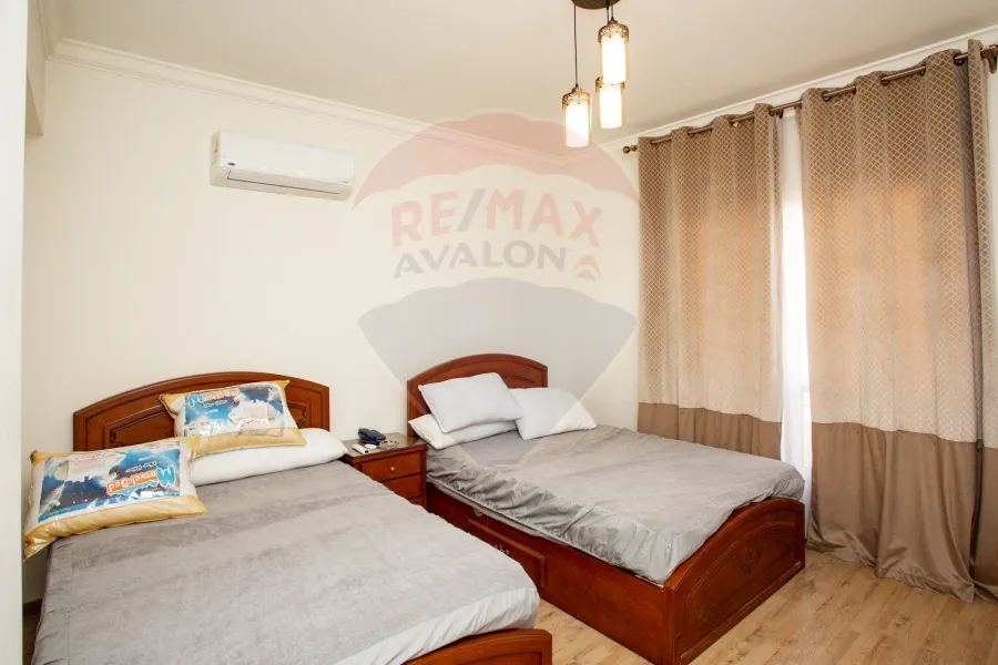 Twin house for rent 270 m King Mariot ( Jewar )