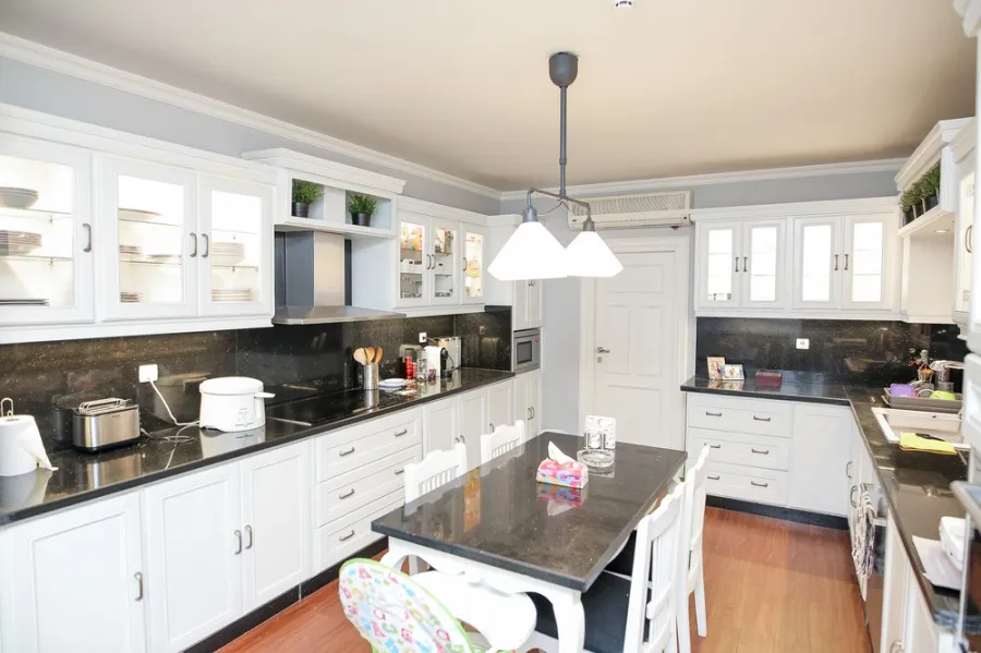 شقة فاخرة للبيع 275م كفر عبده ( ش كفر عبده الرئيسي )