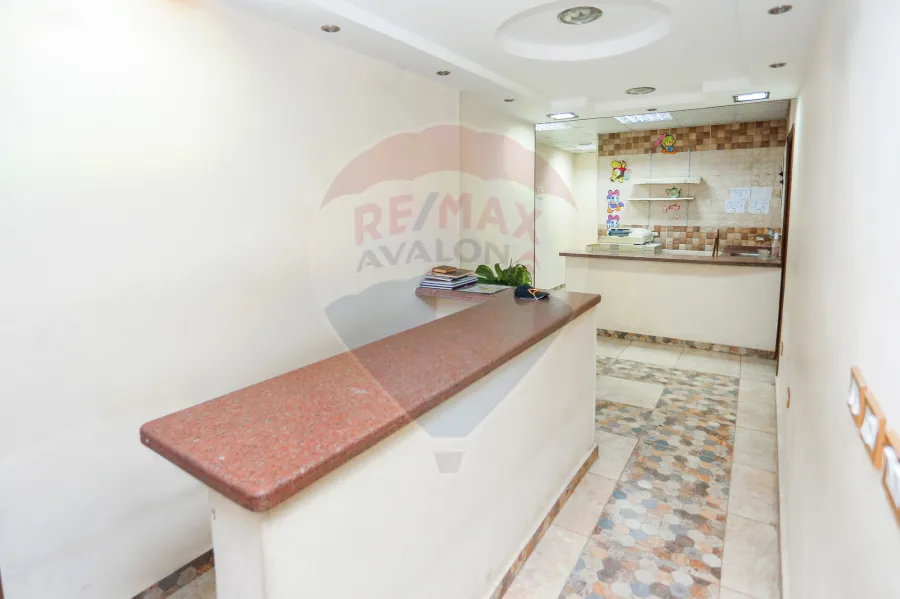 ميزان ادارى للايجار 225 م كامب شيزار ( ش كليه الهندسه )