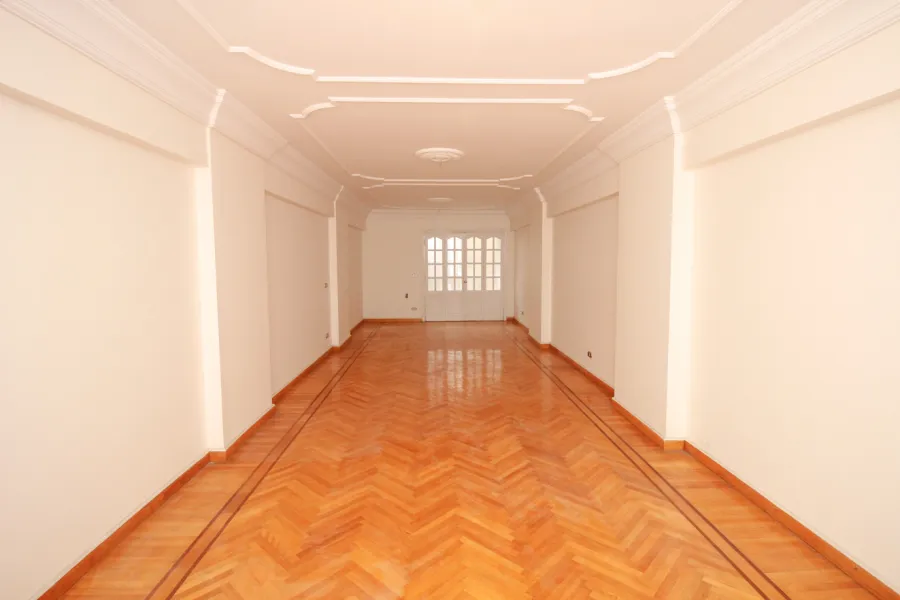 شقة للبيع 200م ستانلي (2 نمرة من البحر)