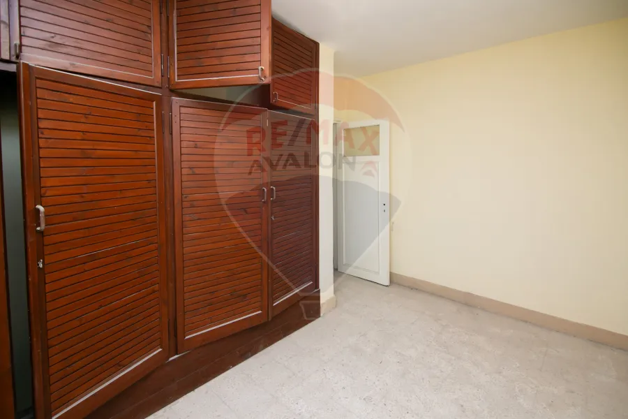 Villa for sale 700 m Al-Agamy (Al-Hanoville)