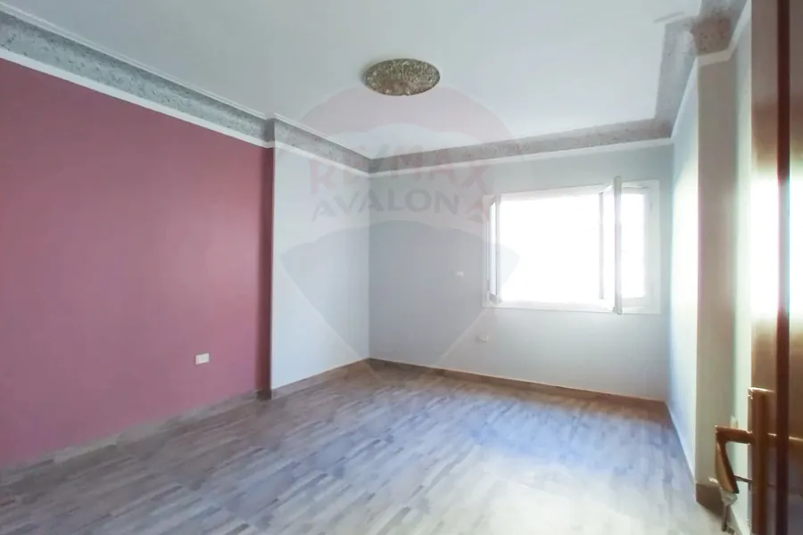 شقة للبيع 125 م جليم (ش أبوقير)