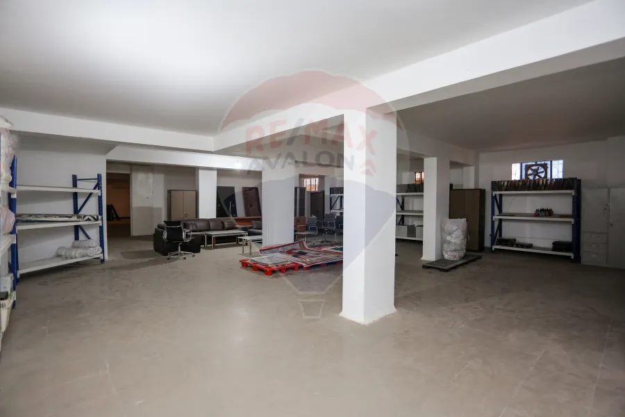 Administrative unit for rent 1,200 m ELMatar (Nozha Airport Road)