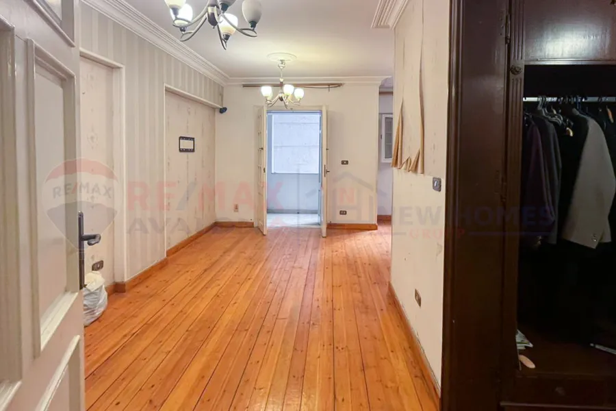 Apartment for sale 285 m Gianaclis (Mohamed Pasha Mohsen St.)