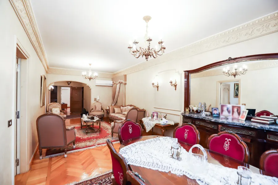 شقة دوبلكس للبيع 365 م سموحة (خطوات من ش فوزى معاذ)