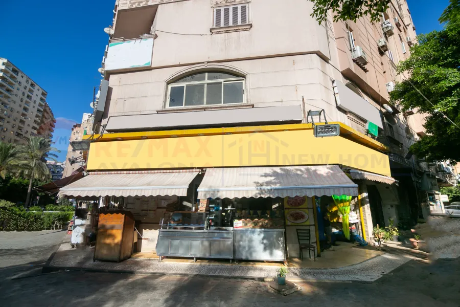 محل للبيع 79 م بوكلي (امام نادي القضاه )