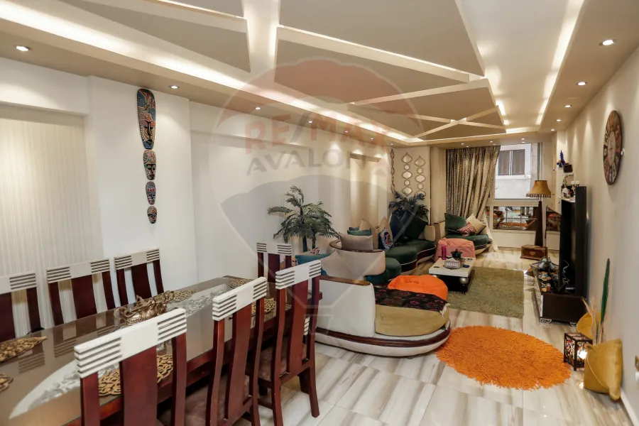 Apartment for sale 145 m Sidi Gaber (Al-Sayeda Amna St.)